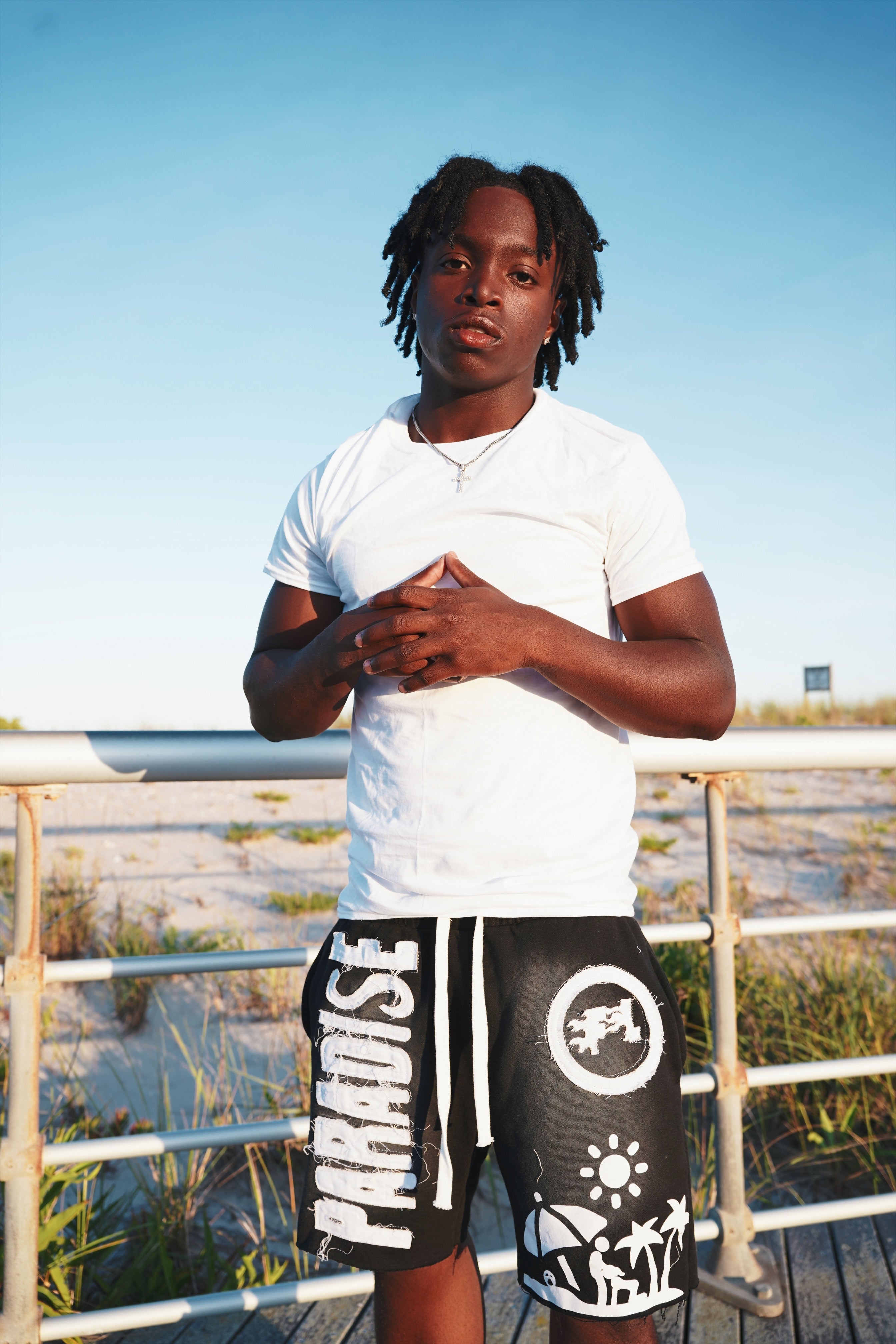 Paradise shorts (black)